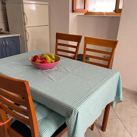 Tonka Apartment