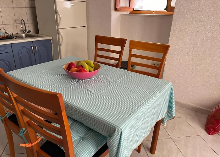 Tonka Apartment
